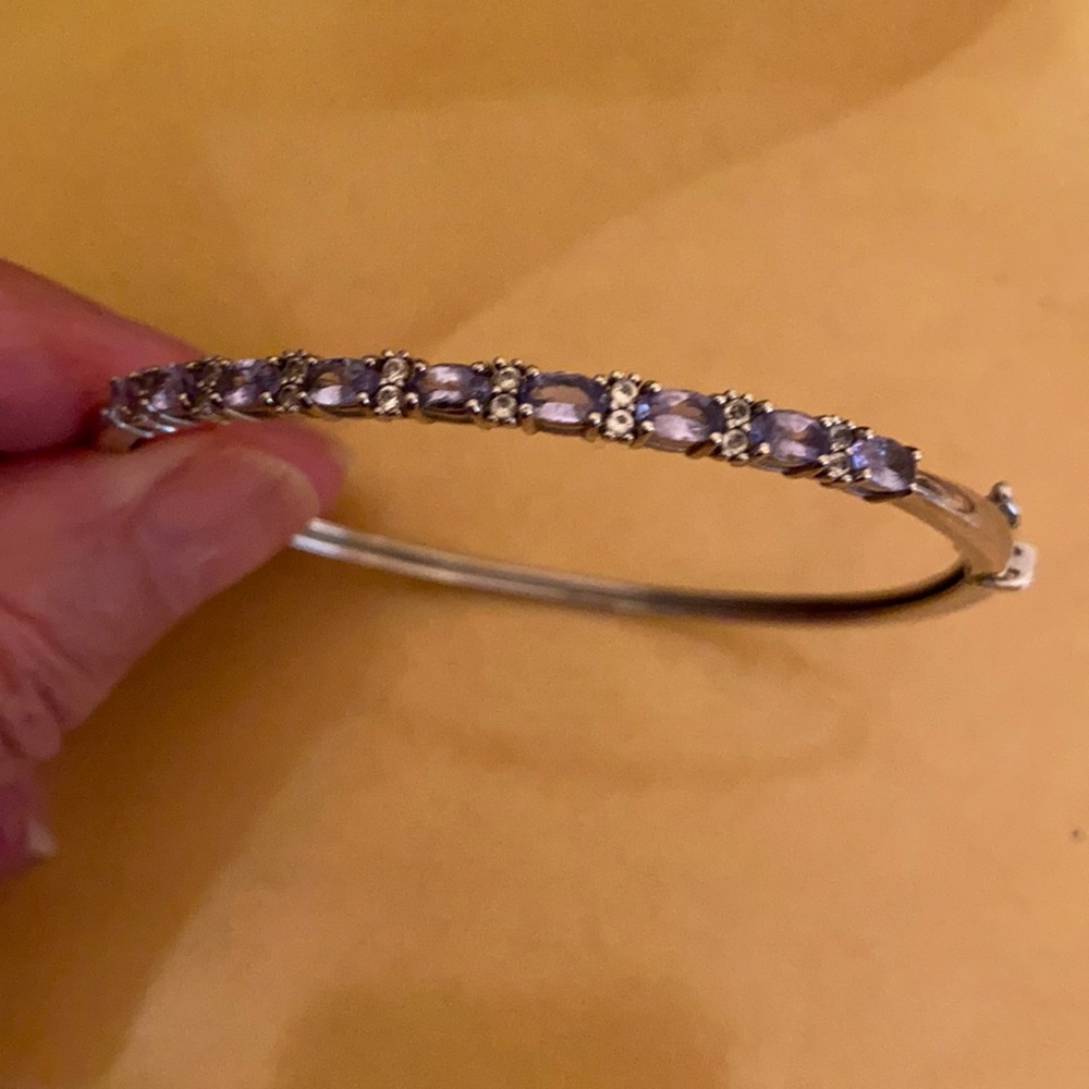 Women’s Tanzanite with Topaz Silver hinged Bracelet